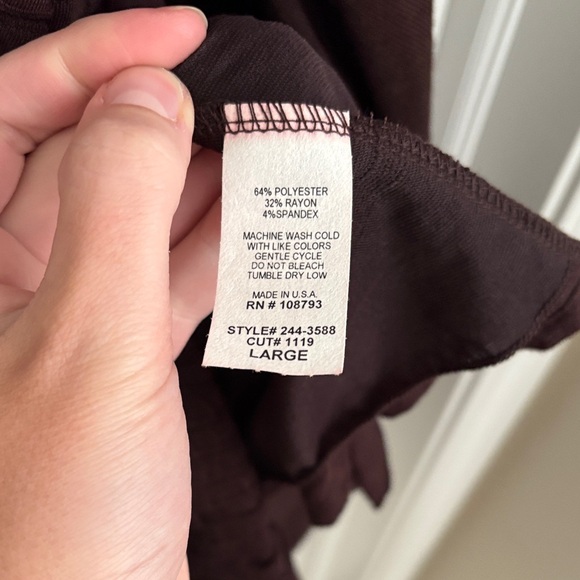 Cubism Brown Ruffled Sweater Set - Picture 6 of 9